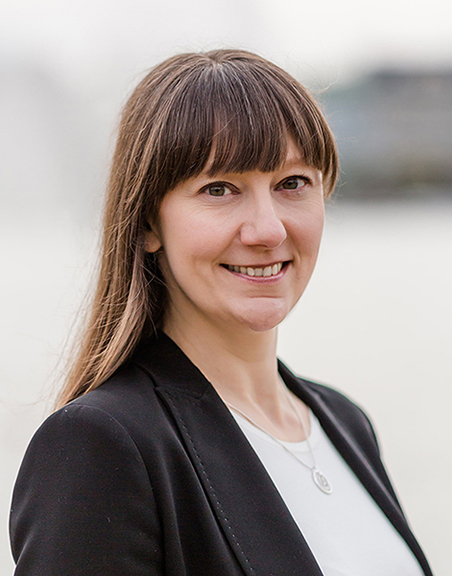 Portrait der Autorin Daniela Flesch.